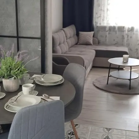 Klonowa アパート *