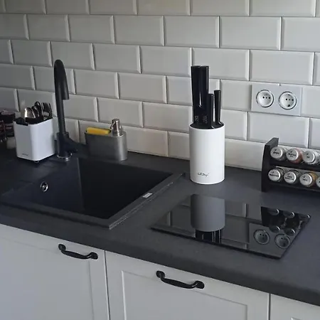 Апартаменты Klonowa Познань